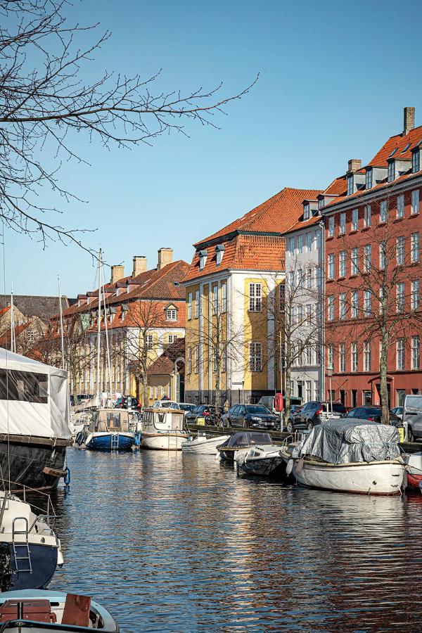 Kanalhuset - *